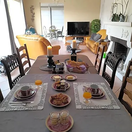 Chez Sally Et Mario Nocleg ze śniadaniem