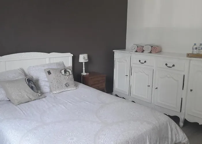 Chez Sally Et Mario Frühstückspension